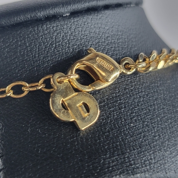 Christian Dior Round Plate Black Gold Tone Pendant Chain Necklace - Picture 7 of 8